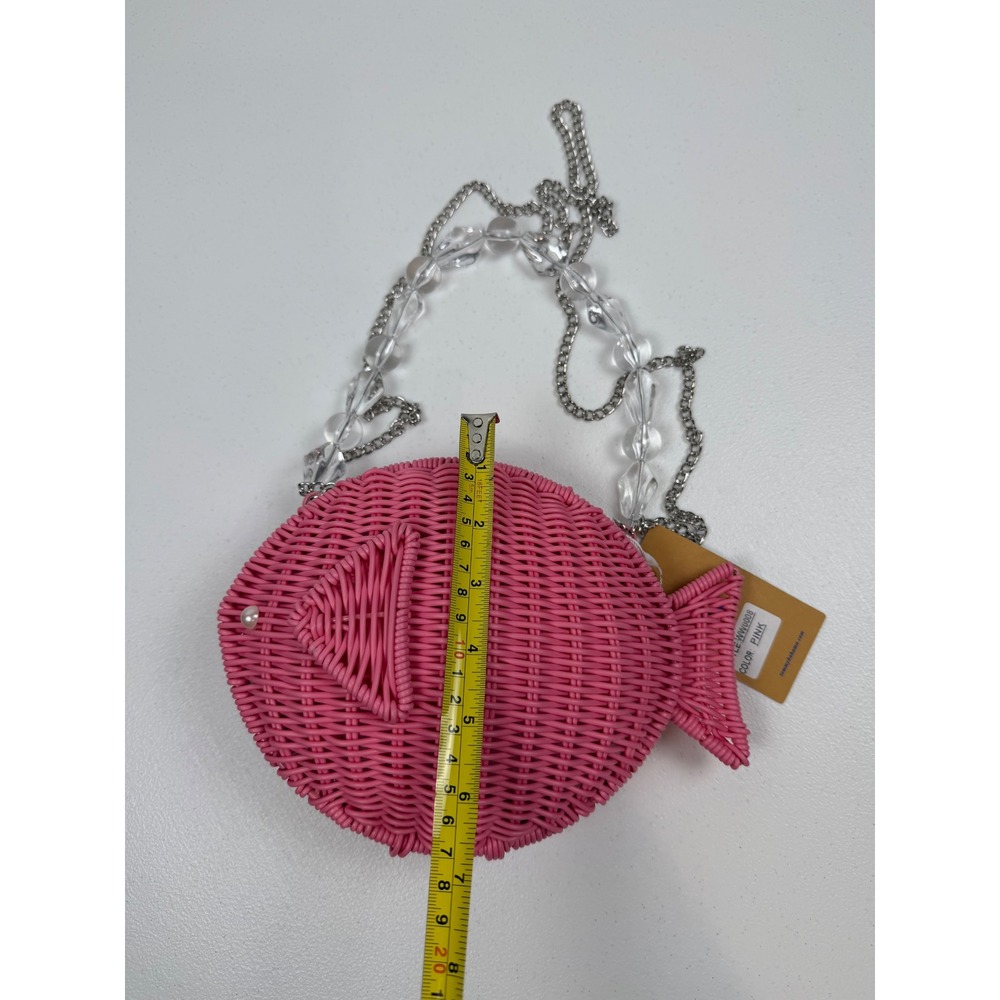 NWT Tommy Bahama Pink Wicker Fish Crossbody Bag Beaded Handle NEW Viral Summer - Picture 5 of 8